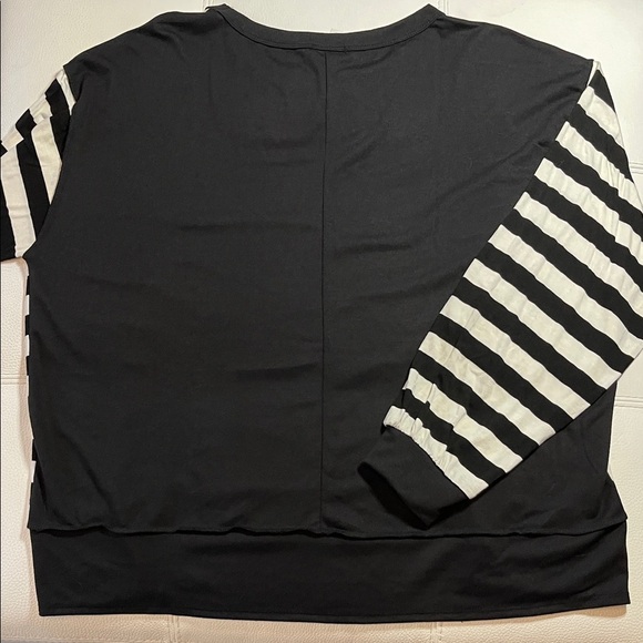 BiBi Colorblock Lightweight Long Sleeve T-Shirt - Size XL - Picture 4 of 6